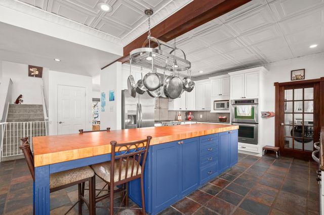 6002 Rain Creek PKWY, Austin, TX 78759