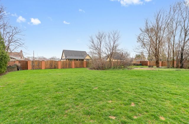 6554 W 92nd Street, Oak Lawn, IL 60453