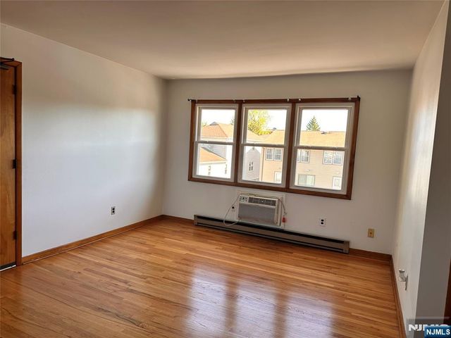 333 Green Avenue 6, Lyndhurst, NJ 07071