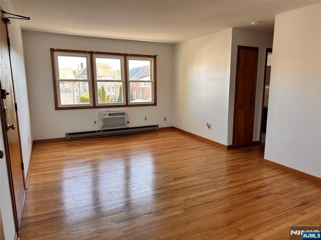 333 Green Avenue 6, Lyndhurst, NJ 07071