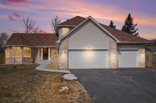 2431 Tevlin Court E, Maplewood, MN 55119