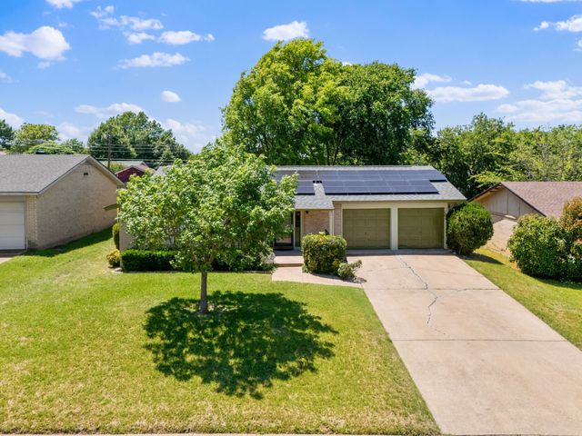 8105 Silverdale Drive, Dallas, TX 75232
