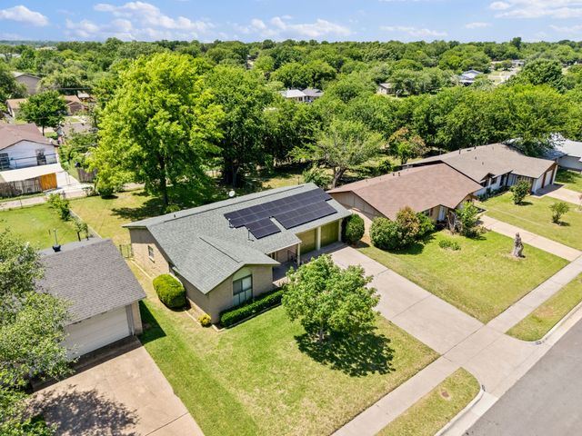 8105 Silverdale Drive, Dallas, TX 75232