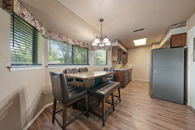 8105 Silverdale Drive, Dallas, TX 75232