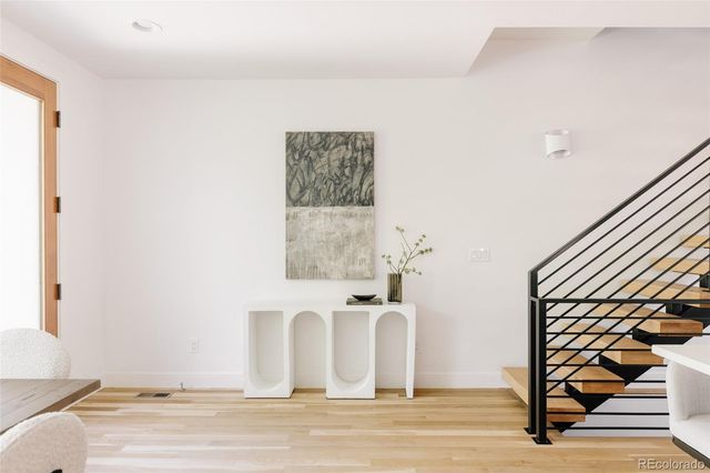845 S Logan Street, Denver, CO 80209