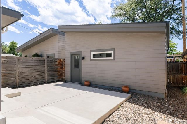 845 S Logan Street, Denver, CO 80209