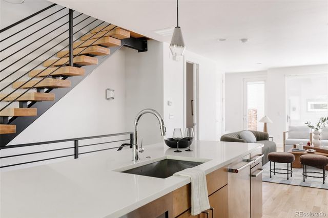845 S Logan Street, Denver, CO 80209
