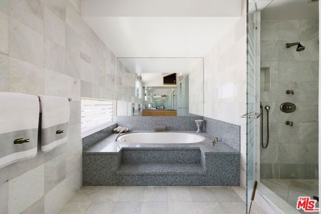 940 Linda Flora Drive, Los Angeles, CA 90049