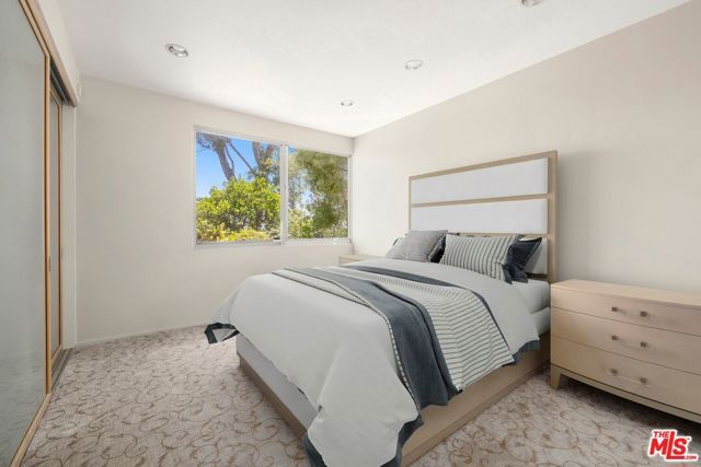 940 Linda Flora Drive, Los Angeles, CA 90049