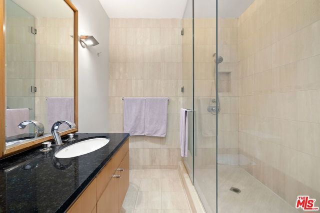 940 Linda Flora Drive, Los Angeles, CA 90049