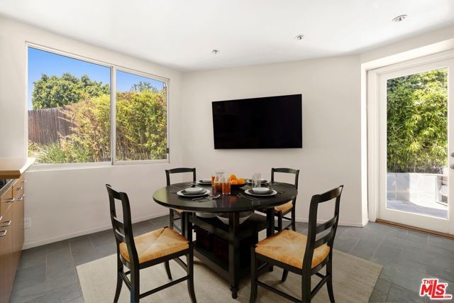 940 Linda Flora Drive, Los Angeles, CA 90049