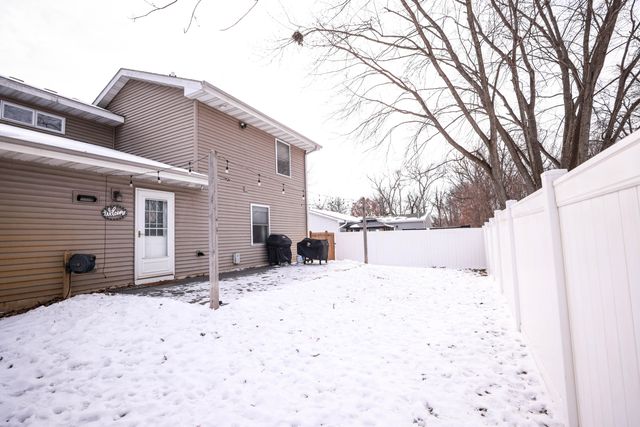 7016 W 127th Place, Cedar Lake, IN 46303