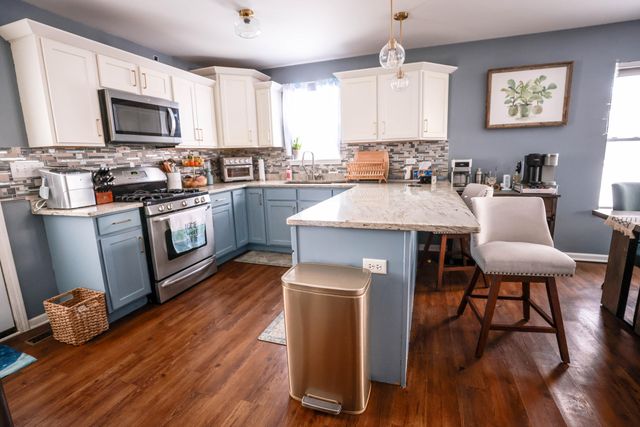 7016 W 127th Place, Cedar Lake, IN 46303