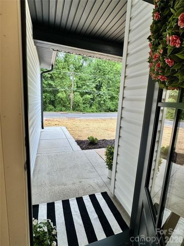 325 N Chapel Street, Landis, NC 28088