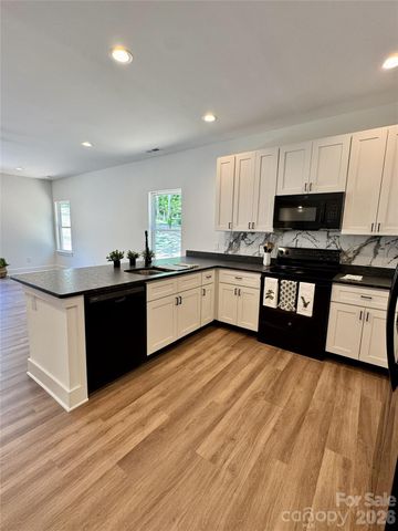 325 N Chapel Street, Landis, NC 28088