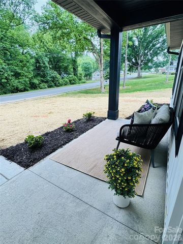 325 N Chapel Street, Landis, NC 28088