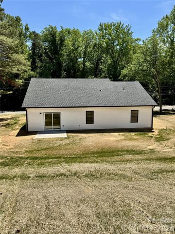 325 N Chapel Street, Landis, NC 28088