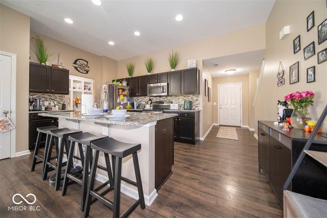 14128 Stoney Shore Avenue, Mccordsville, IN 46055