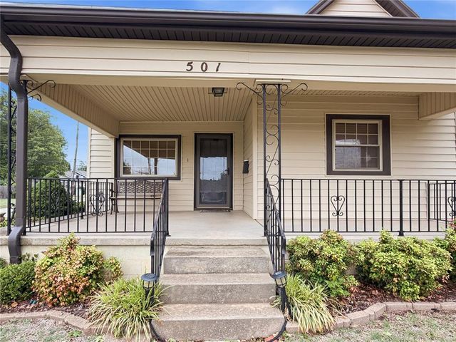 501 S Hoff Avenue, El Reno, OK 73036