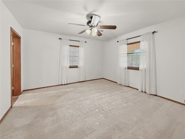 501 S Hoff Avenue, El Reno, OK 73036