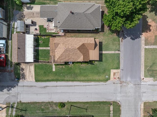 501 S Hoff Avenue, El Reno, OK 73036