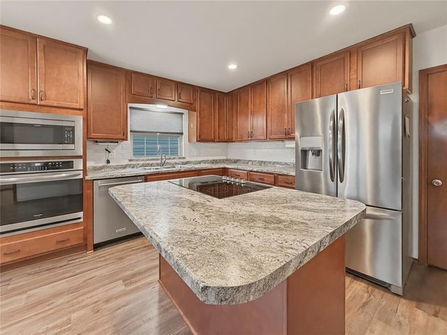 501 S Hoff Avenue, El Reno, OK 73036
