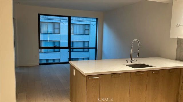 400 S Broadway 913, Los Angeles, CA 90013