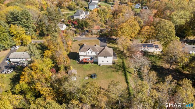 34 Birdseye Road, Shelton, CT 06484