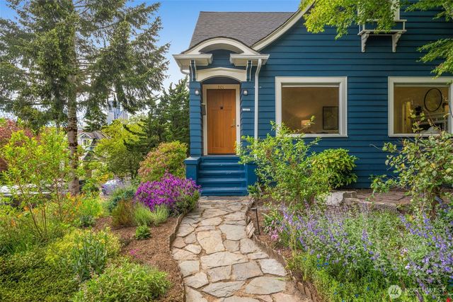 801 16th Avenue, Seattle, WA 98122