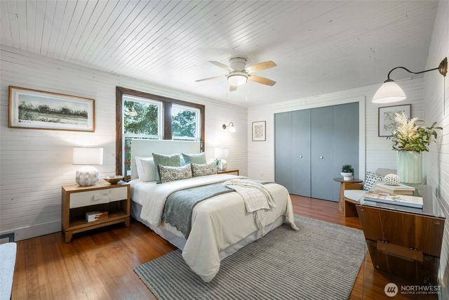 801 16th Avenue, Seattle, WA 98122