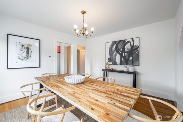 801 16th Avenue, Seattle, WA 98122
