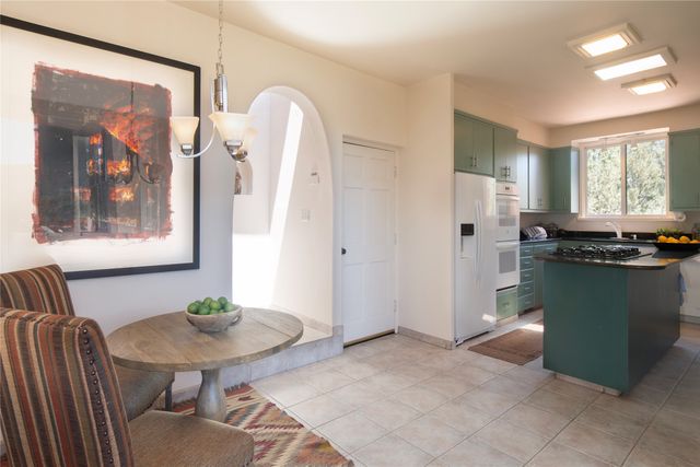 119 Circle Drive, Santa Fe, NM 87501
