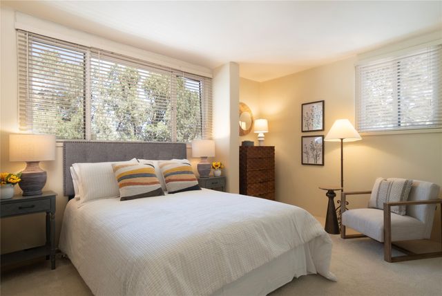 119 Circle Drive, Santa Fe, NM 87501