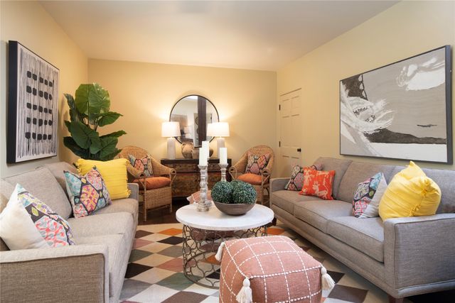 119 Circle Drive, Santa Fe, NM 87501
