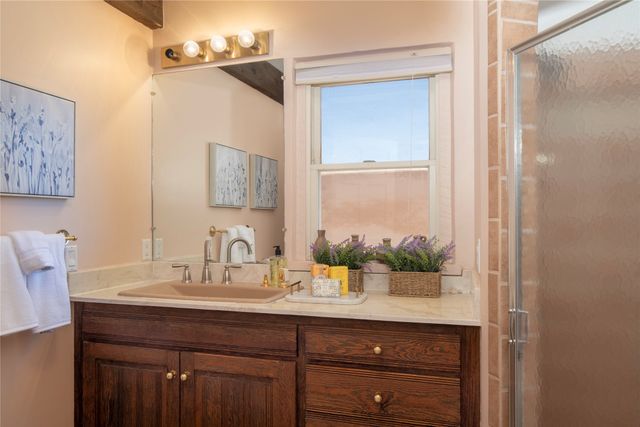 119 Circle Drive, Santa Fe, NM 87501