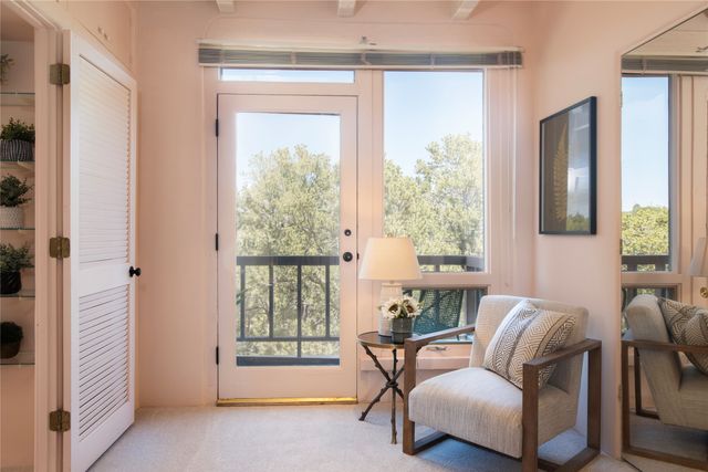 119 Circle Drive, Santa Fe, NM 87501