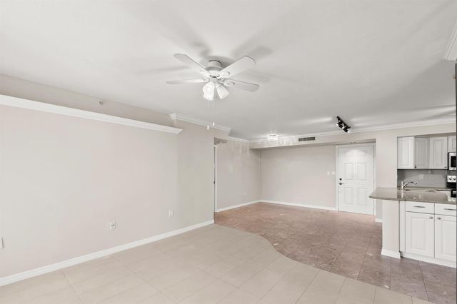 1200 Scotia Drive 403, Hypoluxo, FL 33462