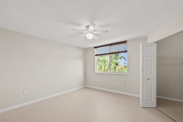 1200 Scotia Drive 403, Hypoluxo, FL 33462