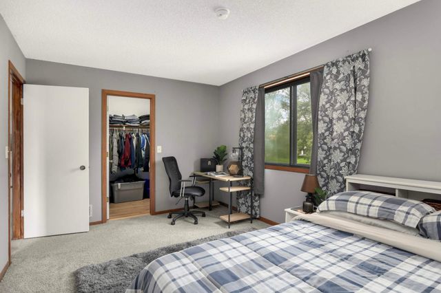 2536 Brookdale Lane, Brooklyn Park, MN 55444