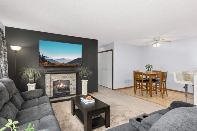 2536 Brookdale Lane, Brooklyn Park, MN 55444