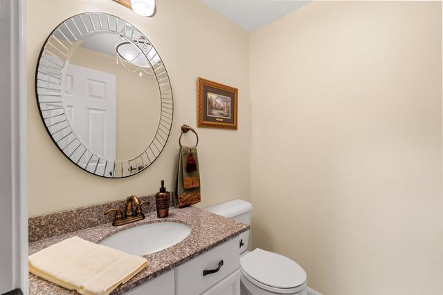 50 Barbara Lane, Hudson, NH 03051