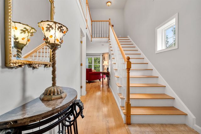 50 Barbara Lane, Hudson, NH 03051