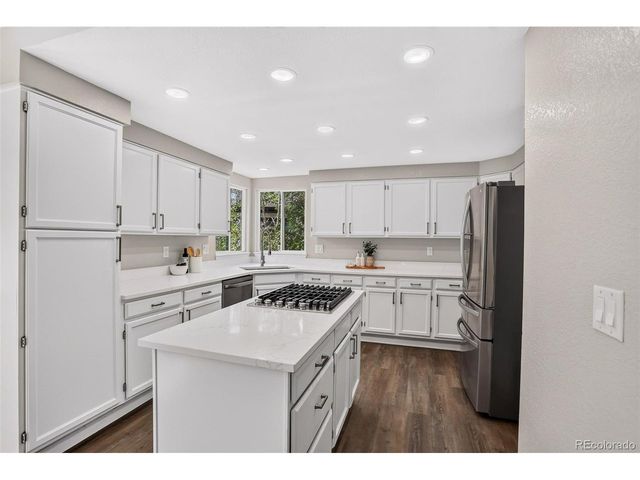 5033 S Owens St, Littleton, CO 80127