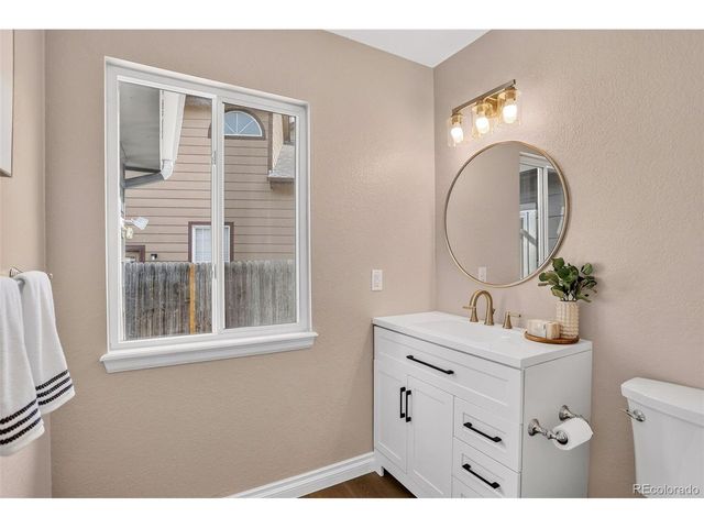 5033 S Owens St, Littleton, CO 80127