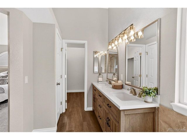 5033 S Owens St, Littleton, CO 80127