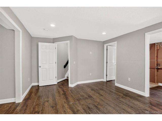 5033 S Owens St, Littleton, CO 80127