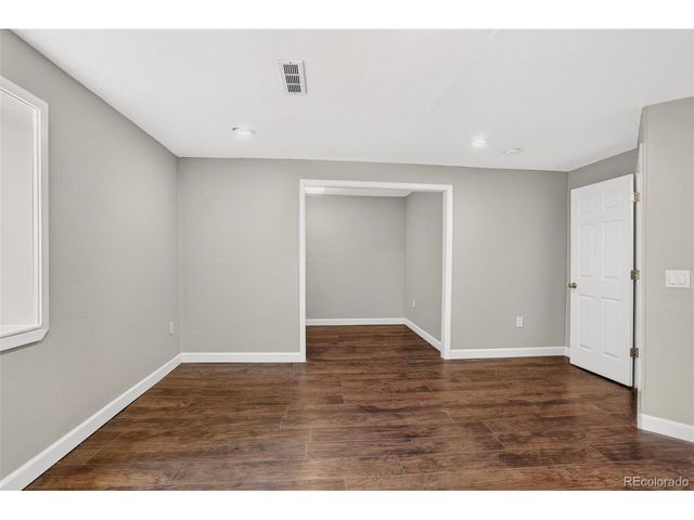 5033 S Owens St, Littleton, CO 80127