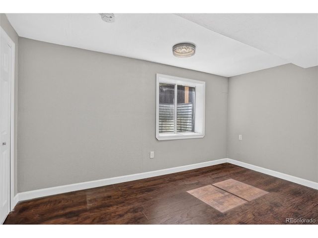 5033 S Owens St, Littleton, CO 80127