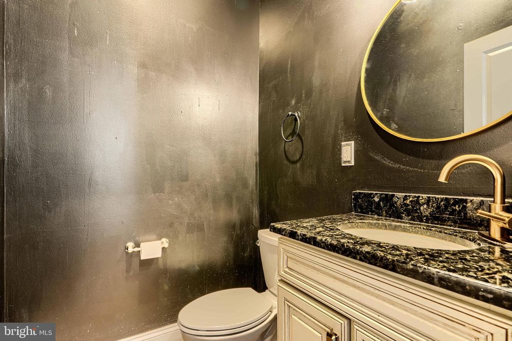 Image 18 of property listing at 3500 FAIT AVE, Baltimore, MD 21224