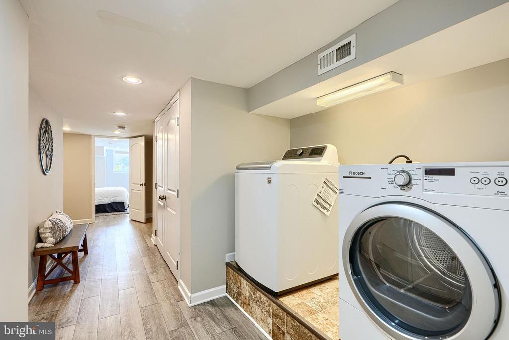 Image 36 of property listing at 3500 FAIT AVE, Baltimore, MD 21224